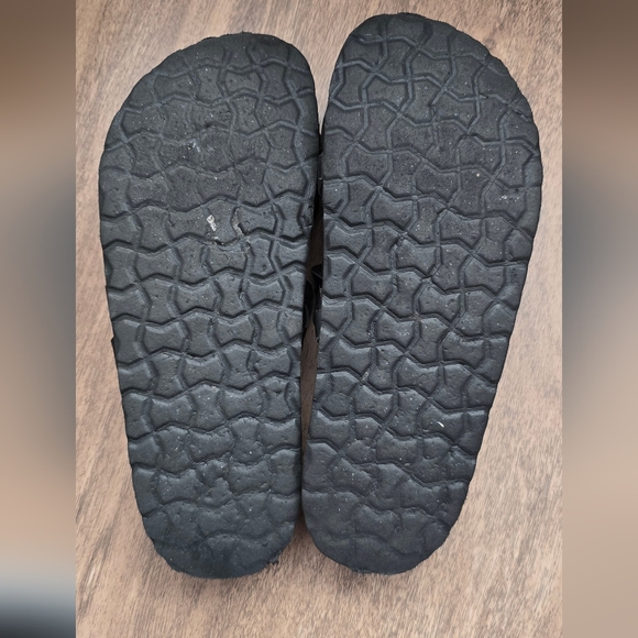 Women's Cushionaire Lucy Cork Footbed Sandal, Size 8, Black Nappa Color - Picture 5 of 6